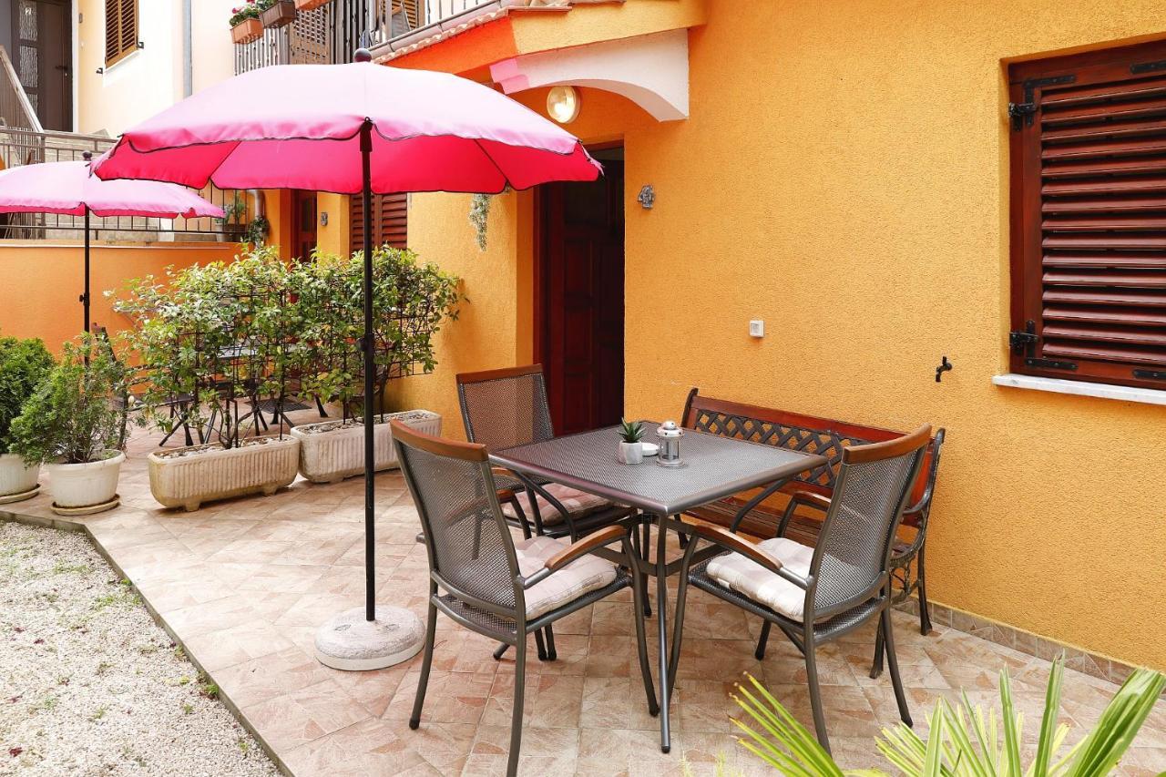 Apartmani Strpic Biograd Na Moru Luaran gambar