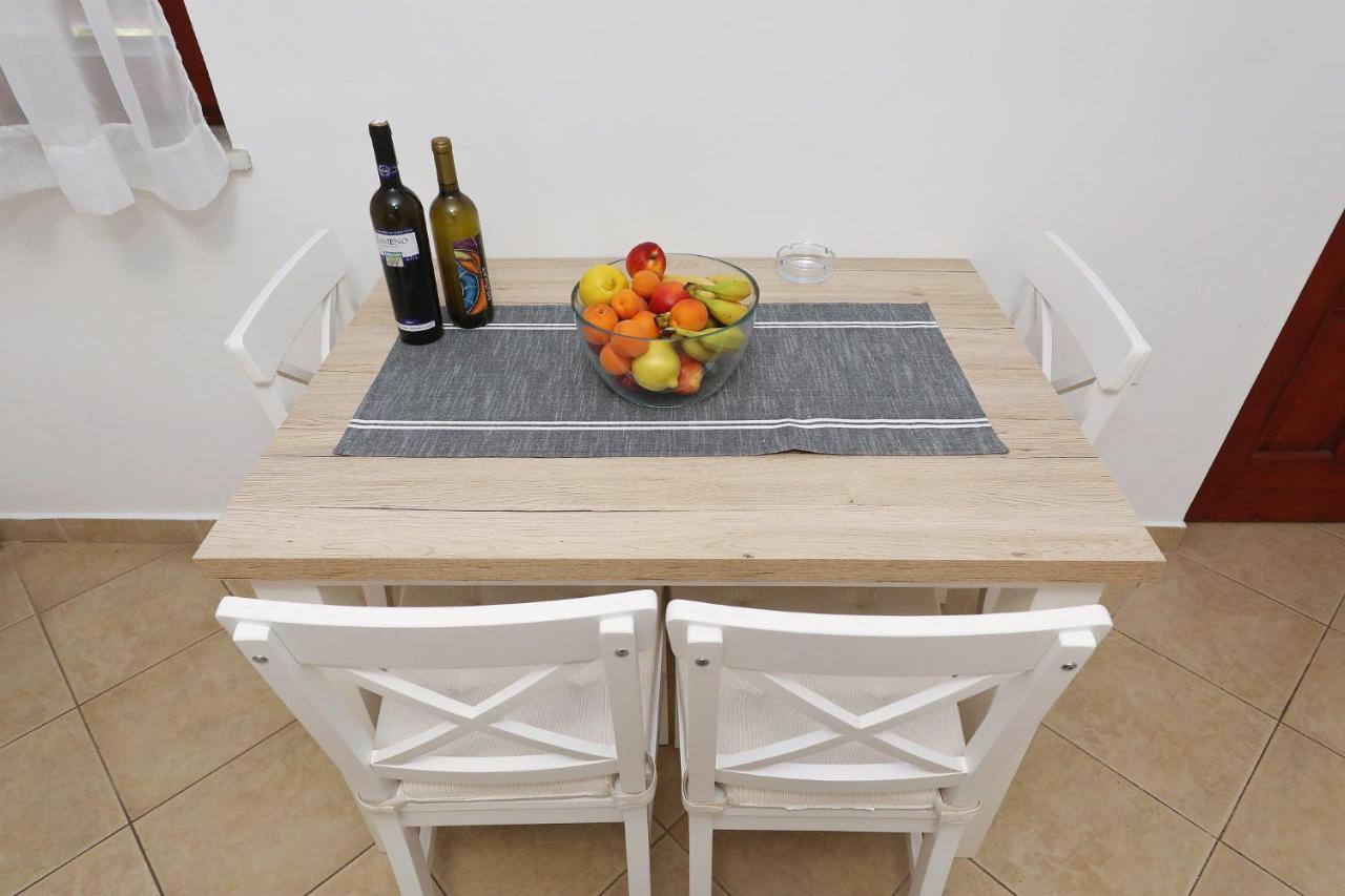 Apartmani Strpic Biograd Na Moru Luaran gambar