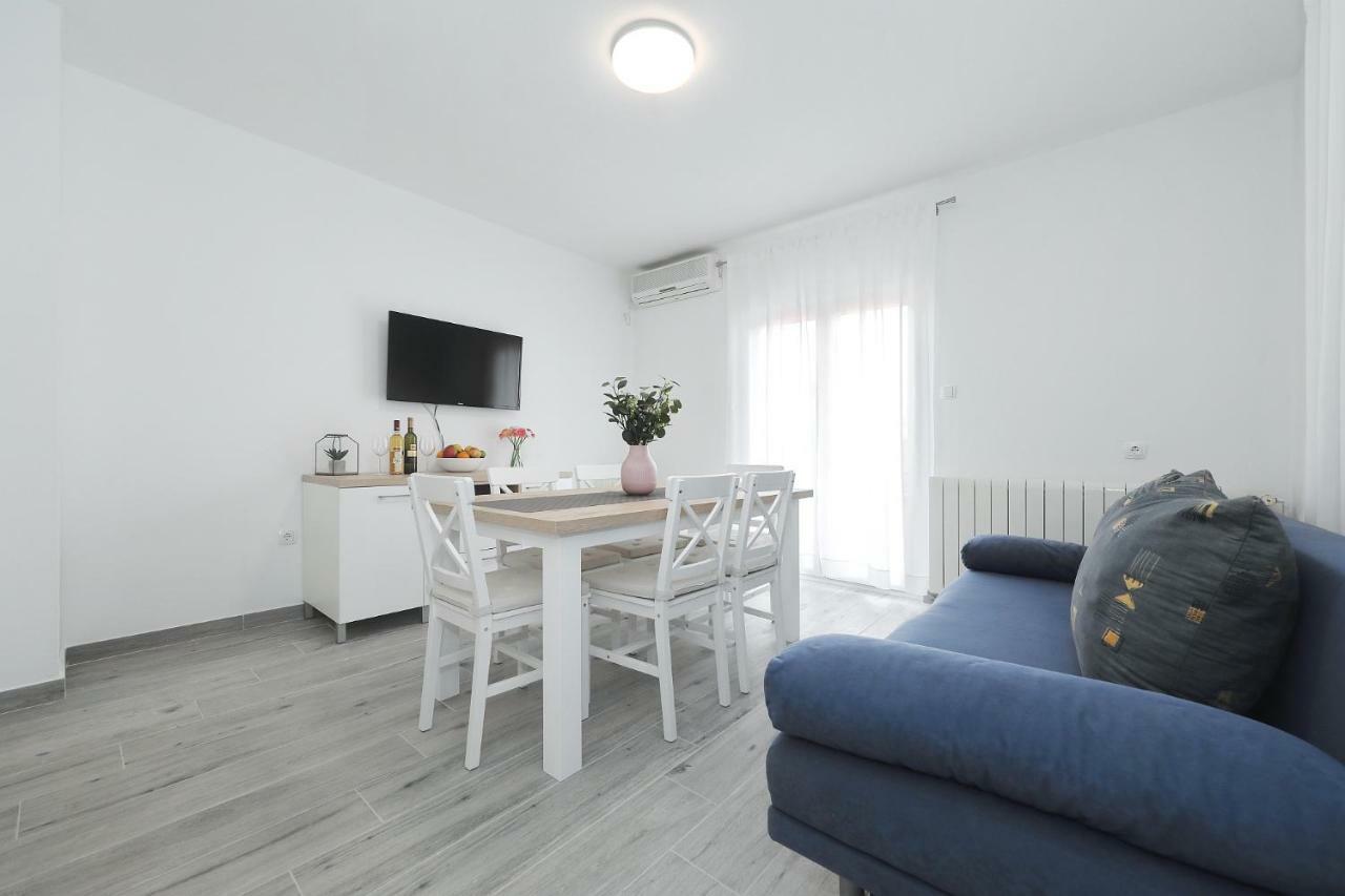 Apartmani Strpic Biograd Na Moru Luaran gambar