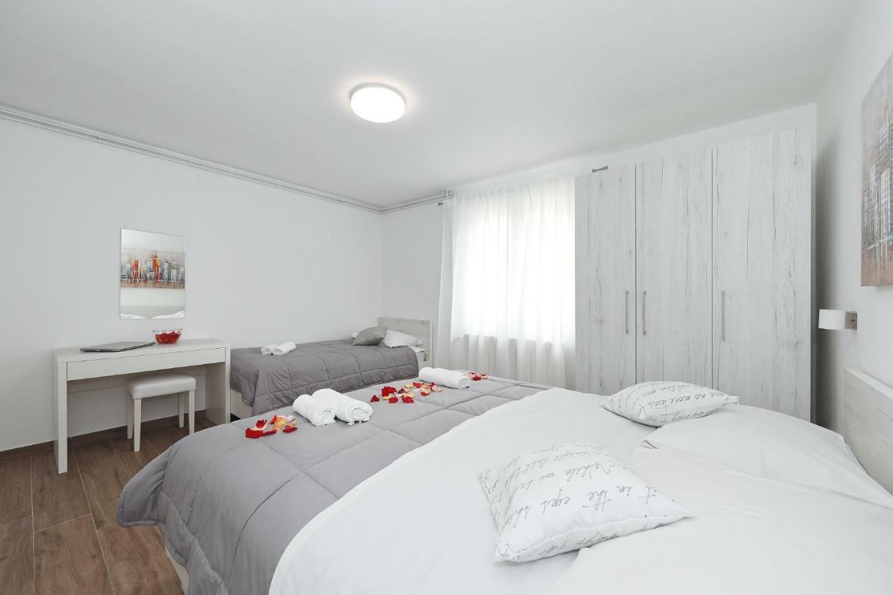 Apartmani Strpic Biograd Na Moru Luaran gambar